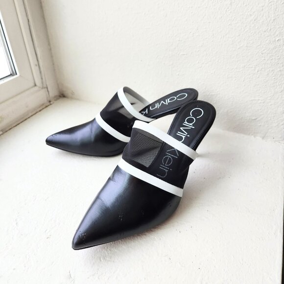 sleek and modern pair of Calvin Klein mules. Size 9 1/2 - Picture 3 of 11